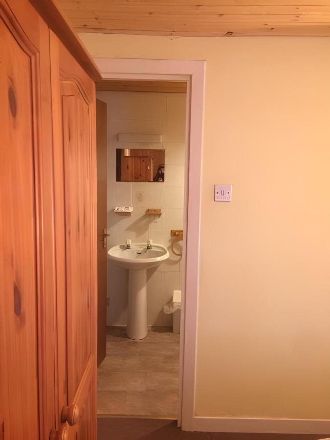 Covington  Pond Cottage מראה חיצוני תמונה