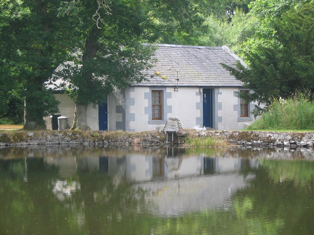 Covington  Pond Cottage מראה חיצוני תמונה